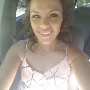 Meet your Posher, Sandra